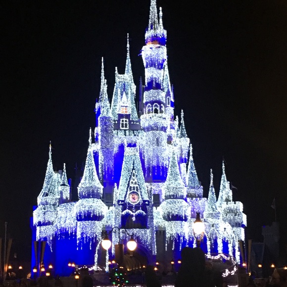 Meet your Posher, Corinna - Picture 1 of 1